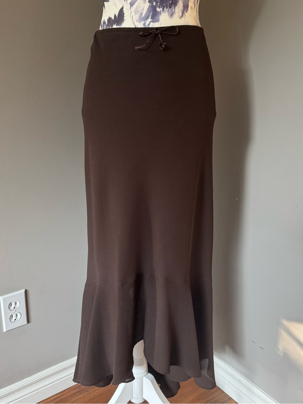 Y2K Gilani Brown Maxi Flared Hem Skirt with Drawstring Bow Detail